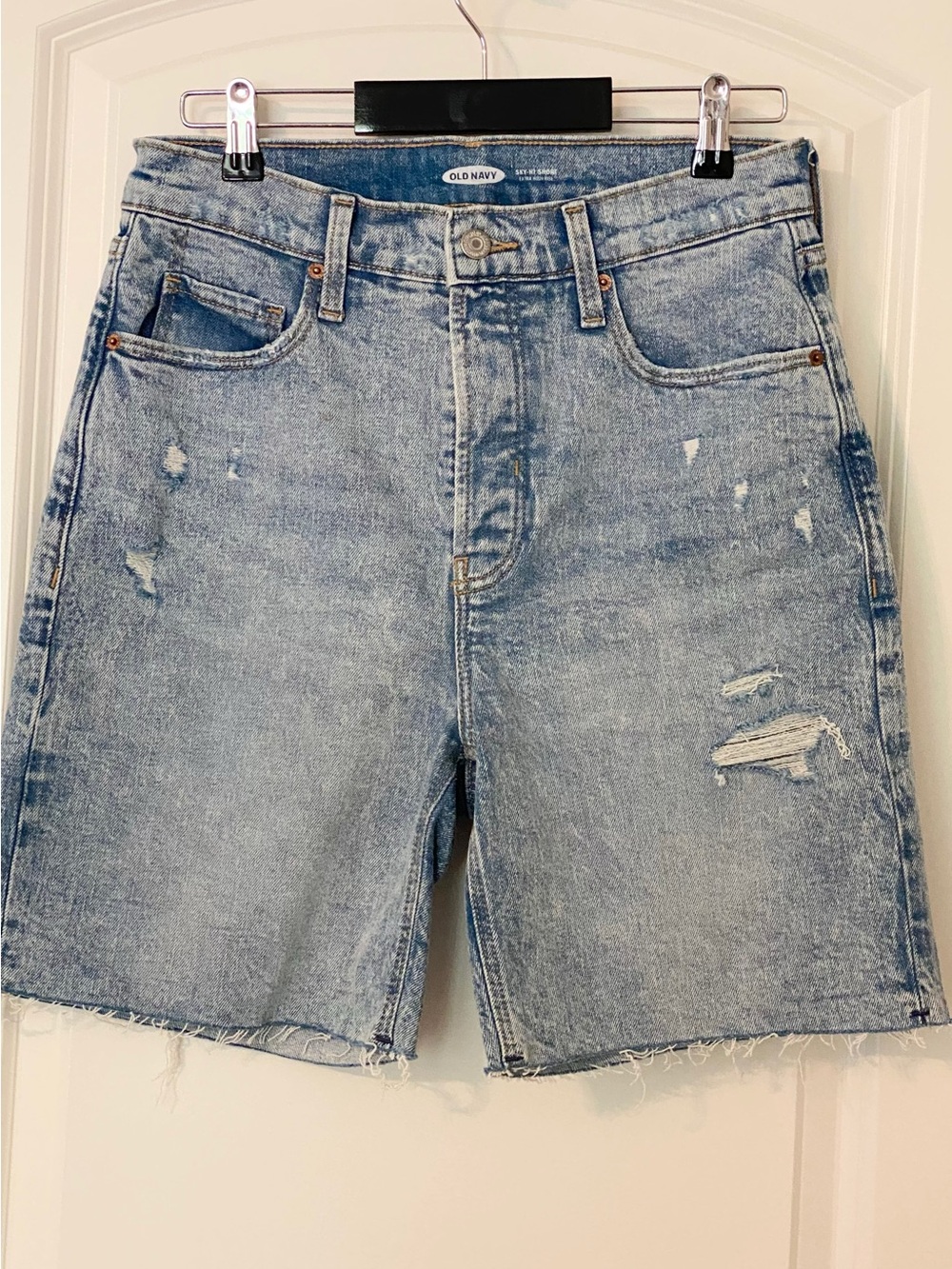 ON Sky Hi Distressed Denim Bermuda Shorts Women’s Size 6 Extra High Rise Cutoff